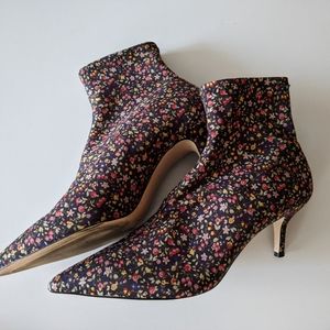 Zara Women's Floral Sock Booties